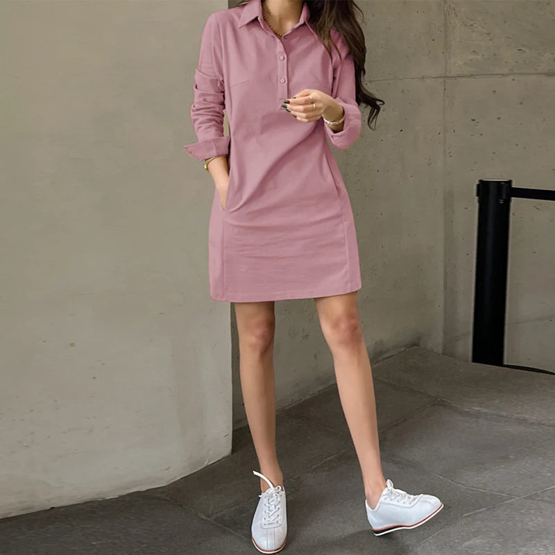 Vestido Camiseta Mini Casual com Botões – Conforto e Estilo para Todas as Estações