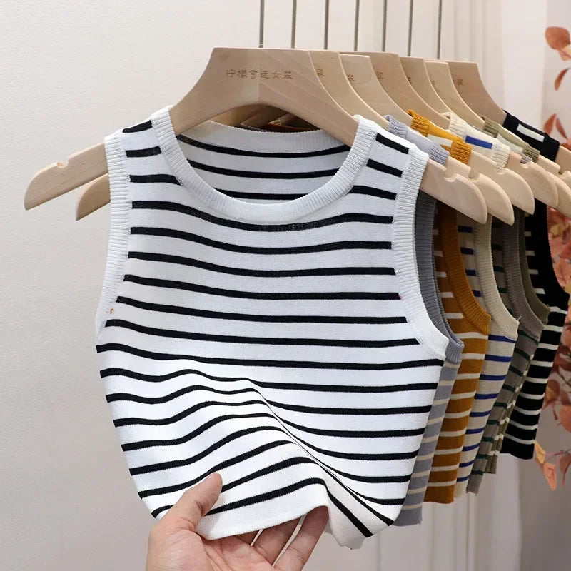 Regata Feminina Striped Knit – Casual e Estilosa para a mulher moderna