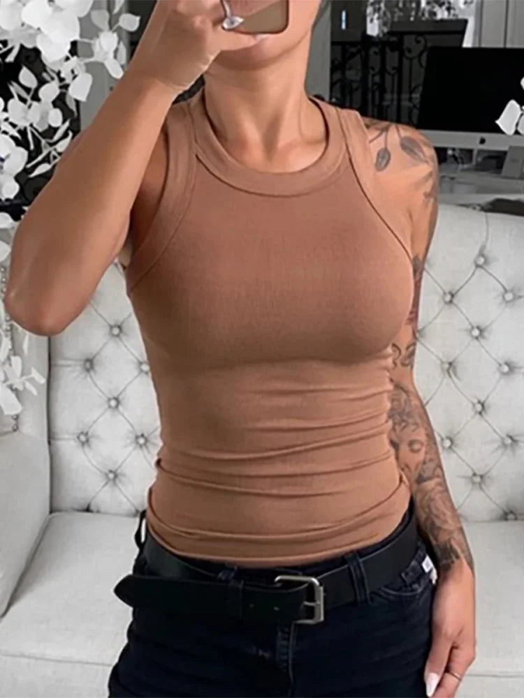 Regata Feminina com Detalhe em Renda – Elegância Casual para o Verão